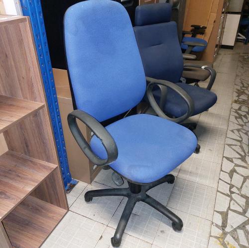 SILLA EJECUTIVA AZUL RESPALDAR ALTO